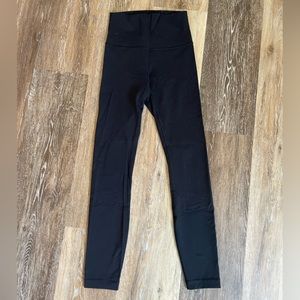 black wunder under lululemon leggings